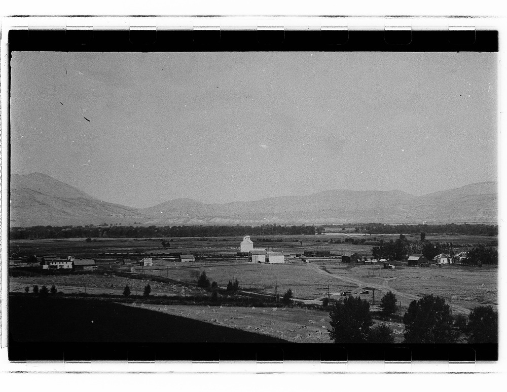 Panorama of Willow Creek in the early 1900s. Photo courtesy of Patrick Finnega and Robin Sorensen at the Headwaters Heritage Museum in Three Forks, Montana.