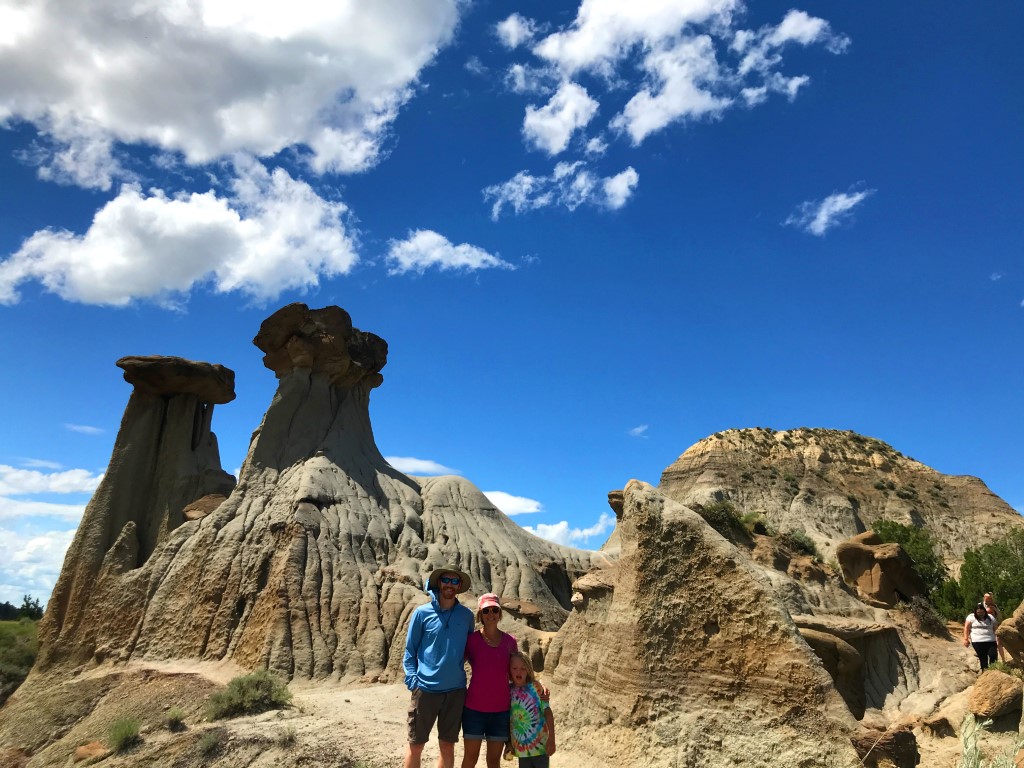 Twin sisters formation at Makoshika